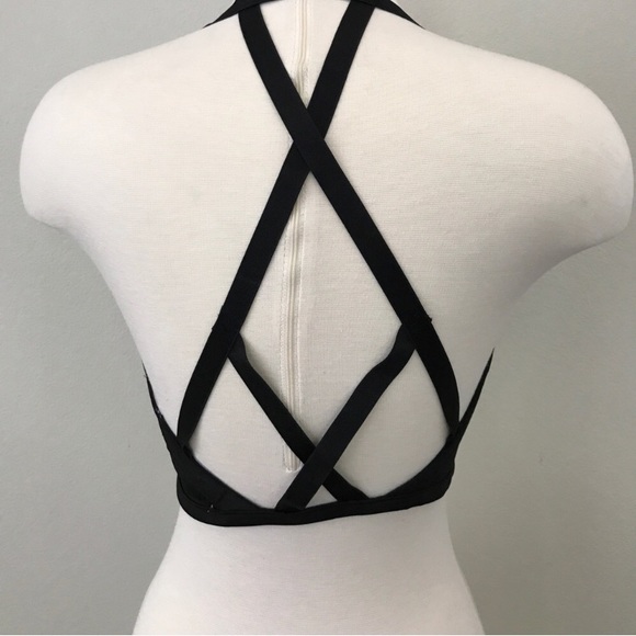 Nasty Gal open back Crop Top - Picture 3 of 3